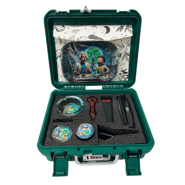 Wholesale Popular Rick&Morty Design Rolling Machine Rolling Tray Smoke Set with Lock Box