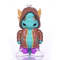 Novelty Green Dragon Figure Glass Water Pipe Small Bong with Hoodie and Sneakers