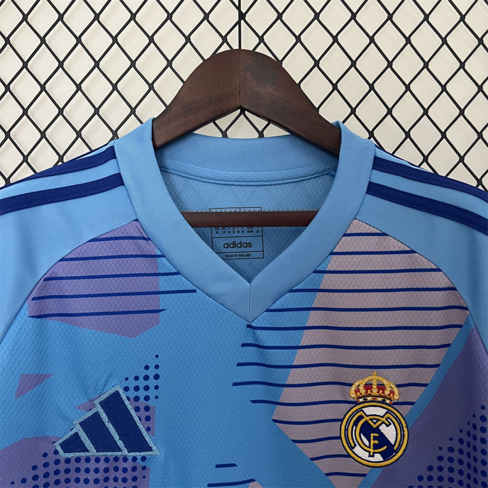 24/25 Real Madrid Goalkeeper Blue Jersey Fan Version