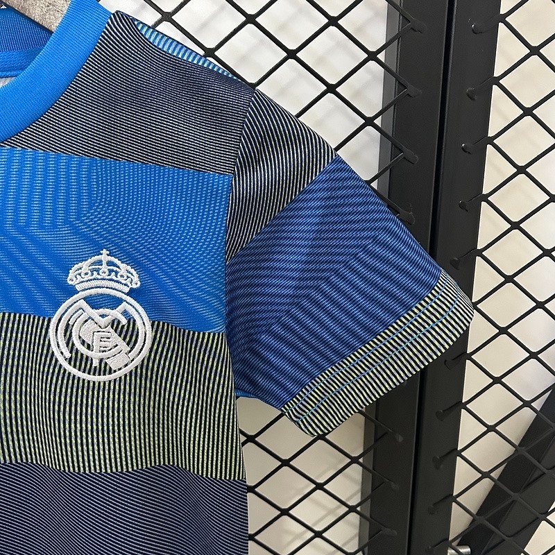 25/26 kids Real Madrid training uniform jersey Kid Kits Size 16-28