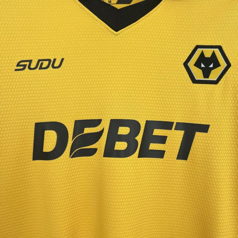 2025/26 Wolves Home Jersey Fan Version