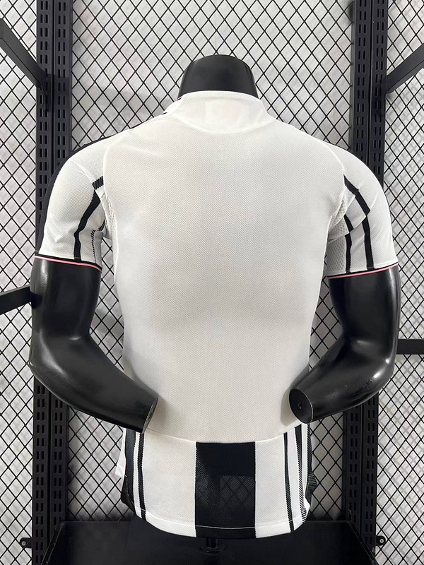 25/26 Juventus home jersey Player Version