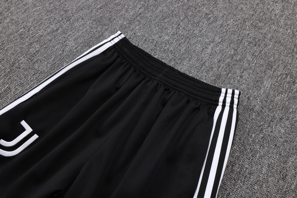 Juventus Training Kit (Jacket+Pants) White 2025/26
