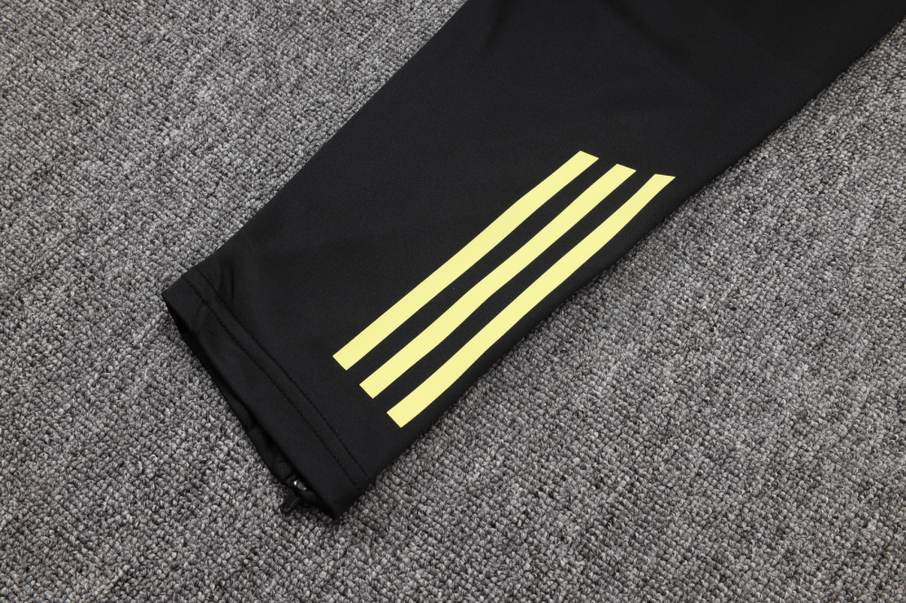 Juventus Training Kit (Sweatshirt+Pants) Black 2025/26