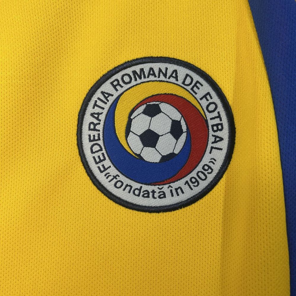 Romania Soccer Jersey Home Retro Jersey 2000