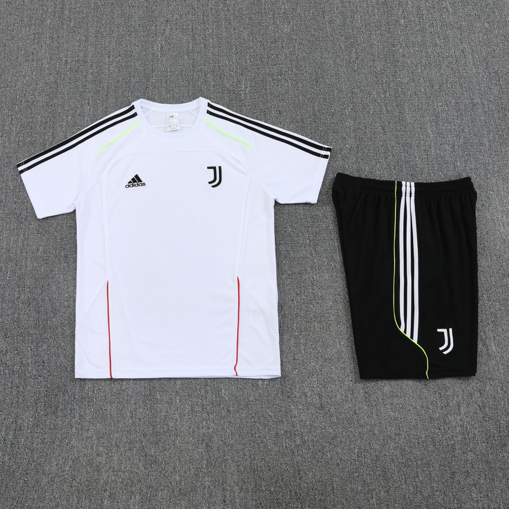 Juventus Training Jersey Kit White 2025/26