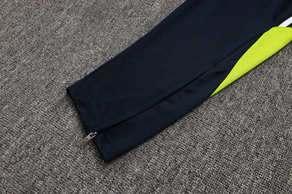 Real Madrid Training Kit (Sweatshirt+Pants) Cyan 2025/26