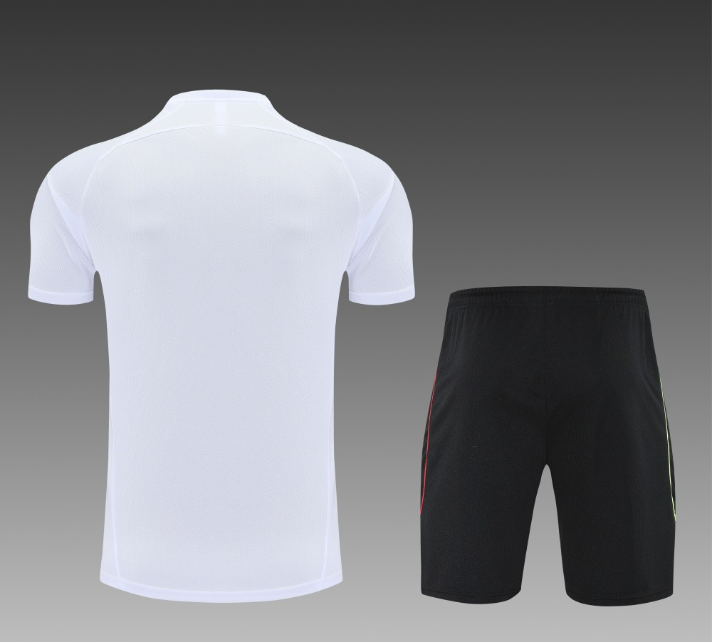 Juventus Training Jersey Kit White 2025/26