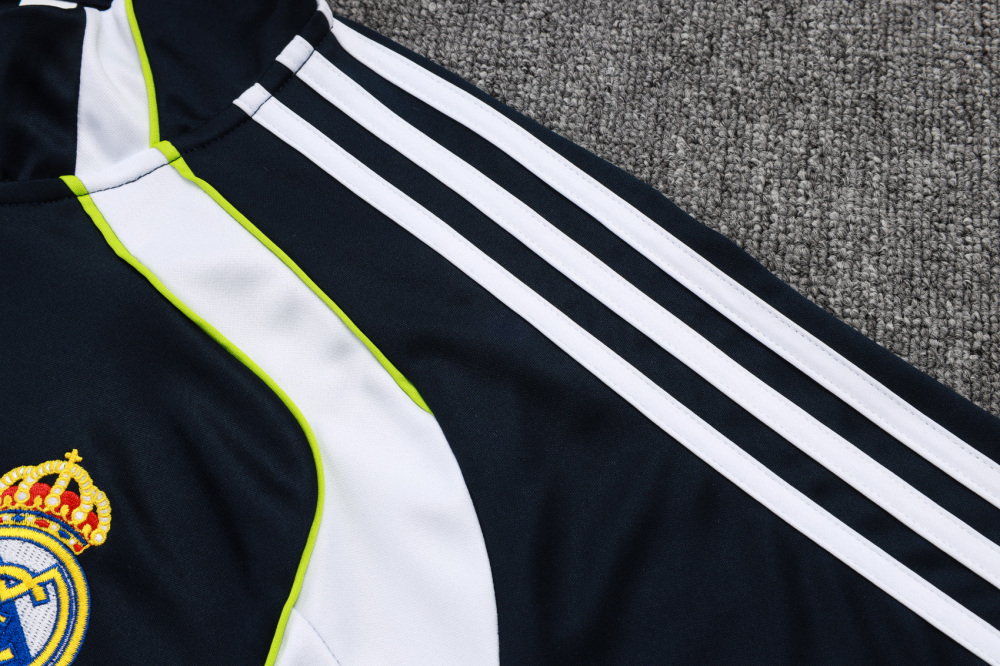 Real Madrid Training Kit (Sweatshirt+Pants) Cyan 2025/26