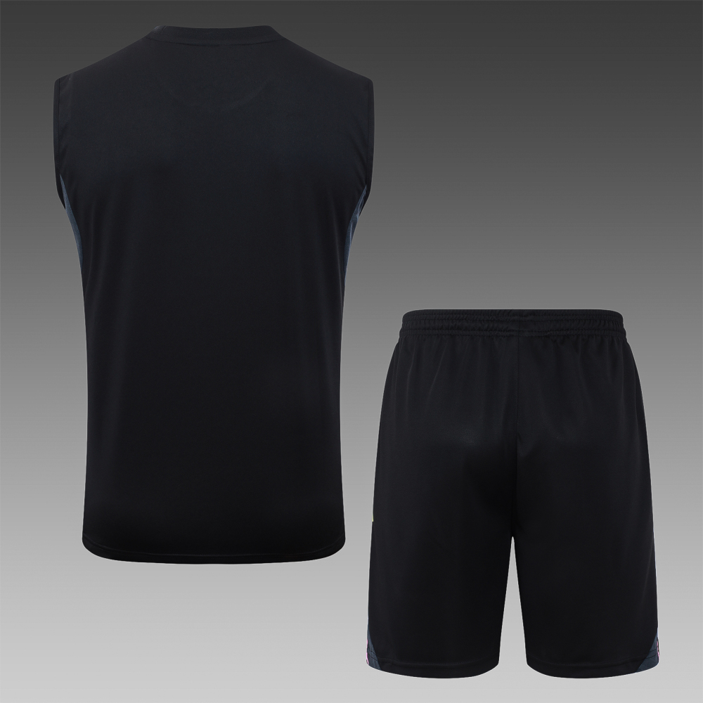 Juventus Sleeveless Training Kit White 2025/26