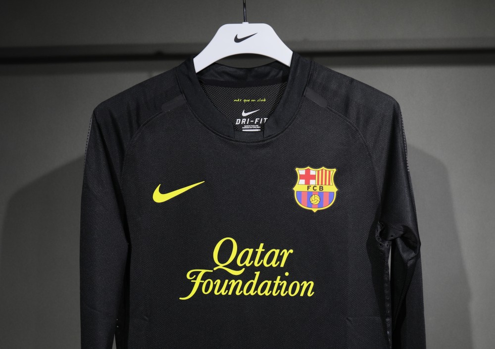 Authentic Barcelona Retro Jersey Away Long Sleeve Soccer Shirt 2011-12
