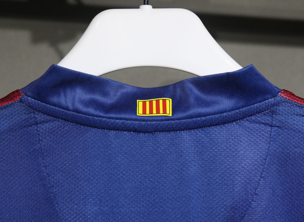 Authentic Barcelona Retro Jersey Home Soccer Shirt 2007-08