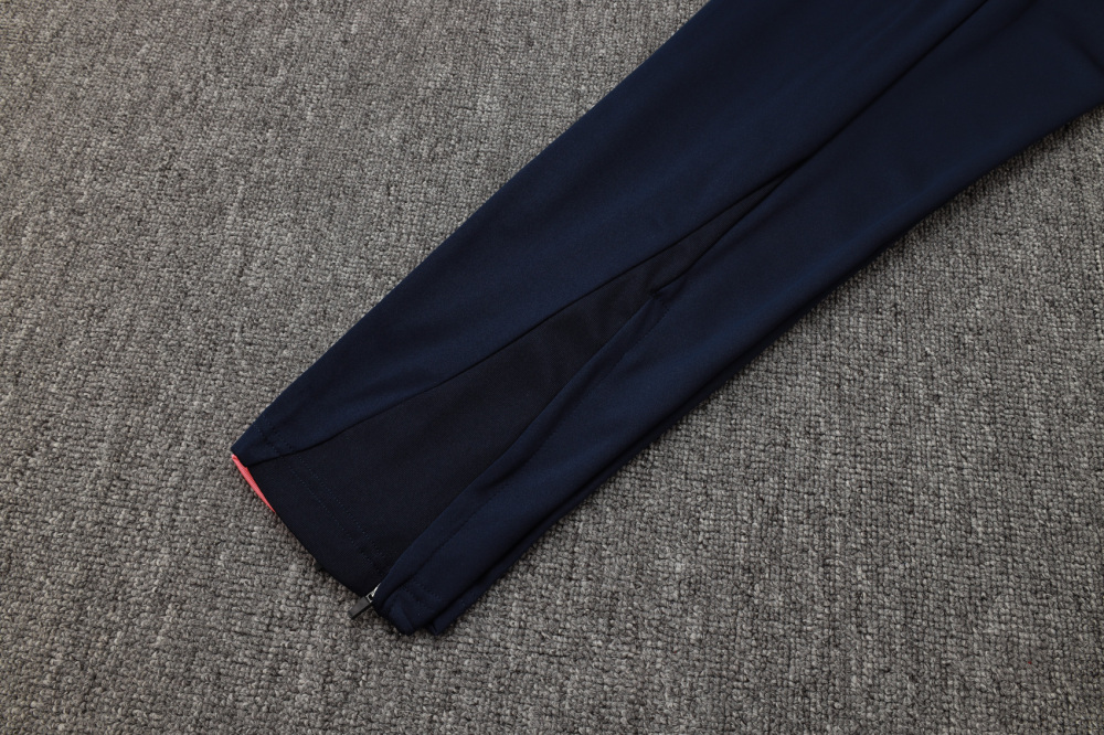Barcelona Training Kit (Sweatshirt+Pants) Beige 2025/26
