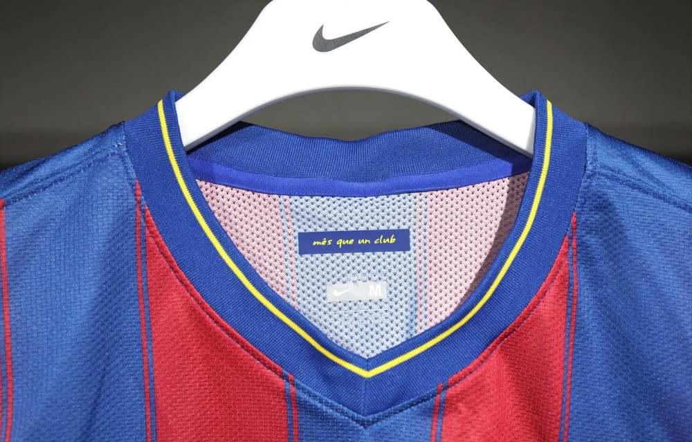 Authentic Barcelona Retro Jersey Home Long Sleeve Soccer Shirt 2009-10