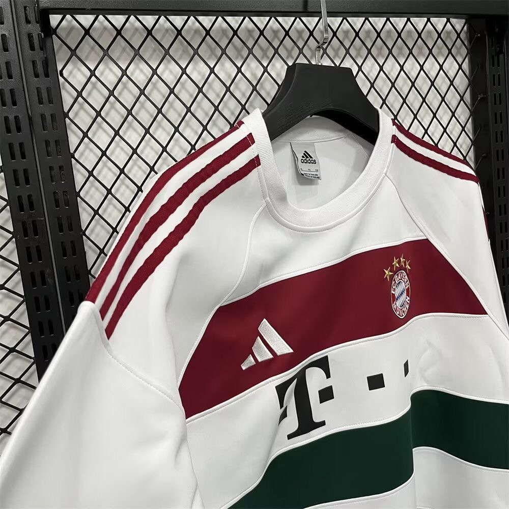 Bayern Munich Training Kit Causal Sweatshirt White 2025/26