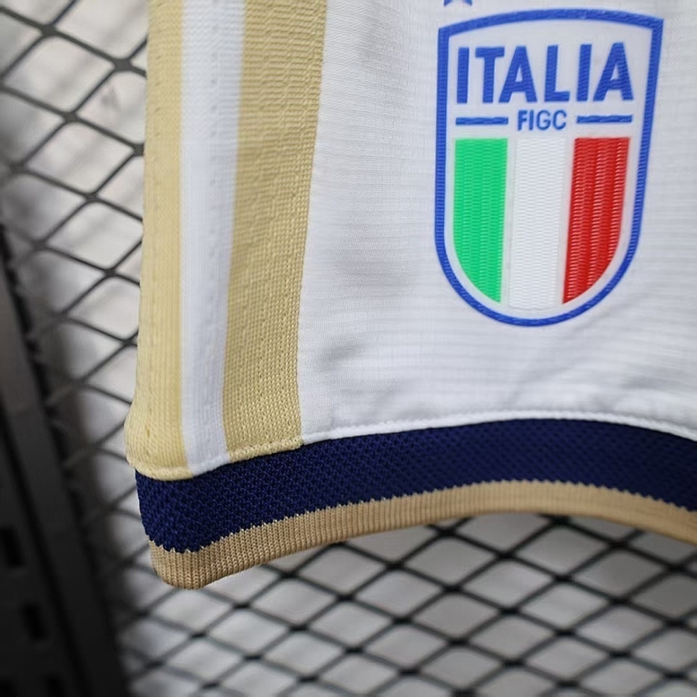 Italy Authentic Football Home Shorts World Cup 2026
