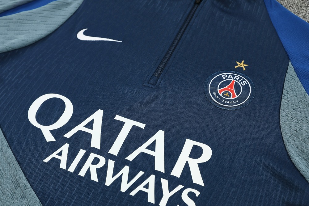 PSG Authentic Training Kit (Sweatshirt+Pants) 2025/26 - Player Version (With Star)