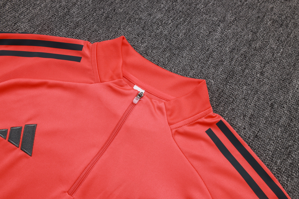 Bayern Munich Training Kit (Sweatshirt+Pants) Orange 2025/26