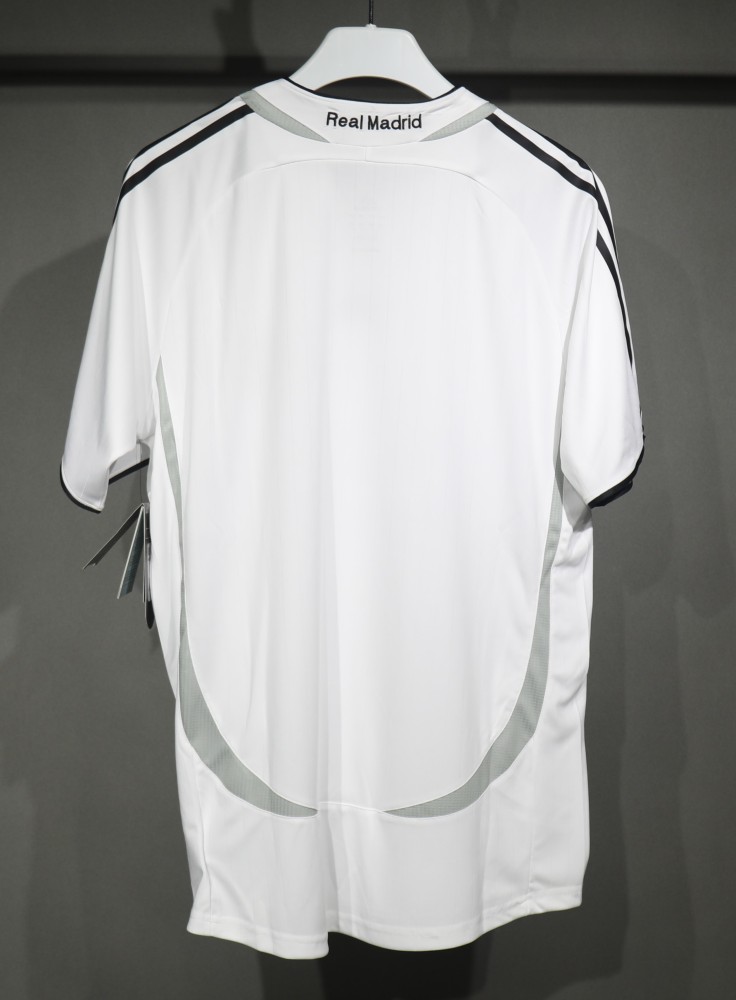 Real Madrid Retro Authentic Jersey Home Soccer Shirt 2006/07
