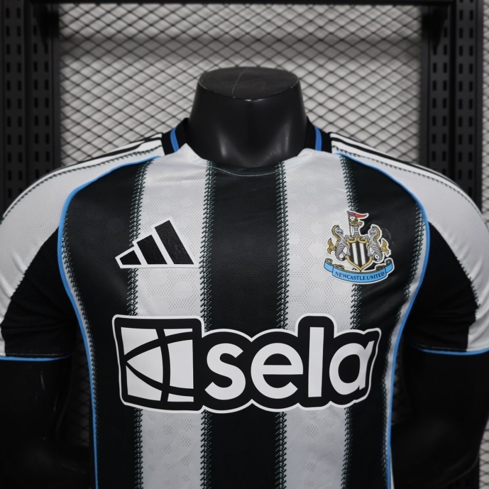 Newcastle United Authentic Football Jersey Home Shirt 2025/26