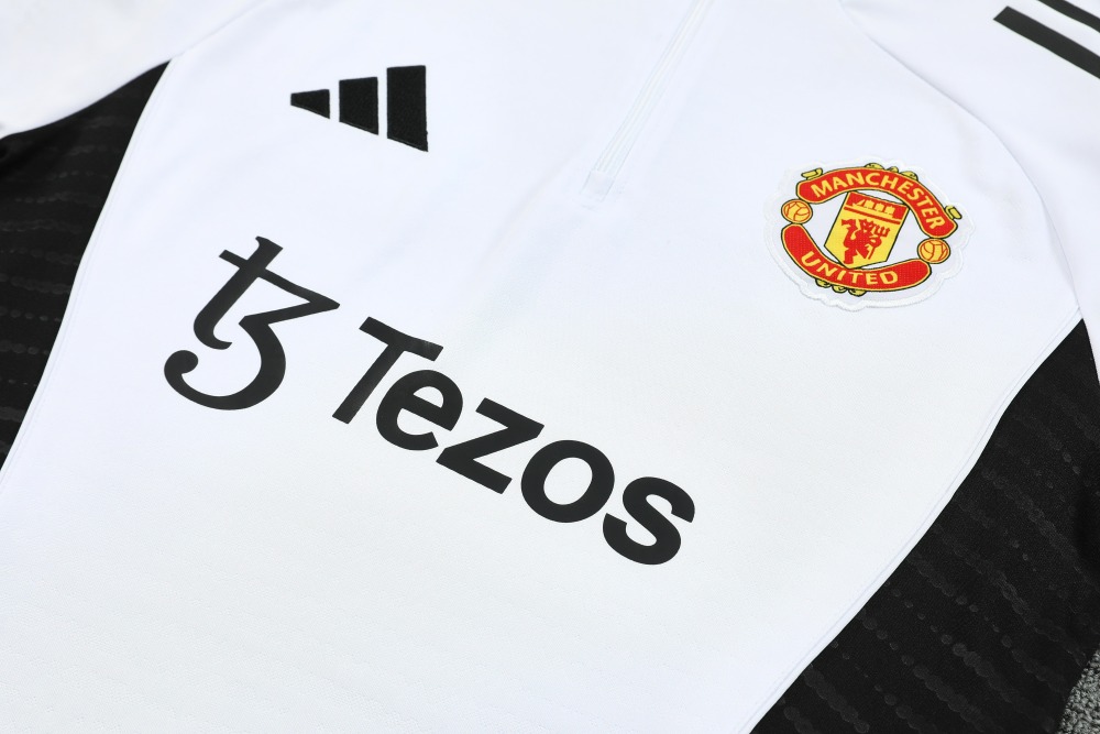 Kids Manchester United Training Kit (Sweatshirt+Pants) White 2025/26