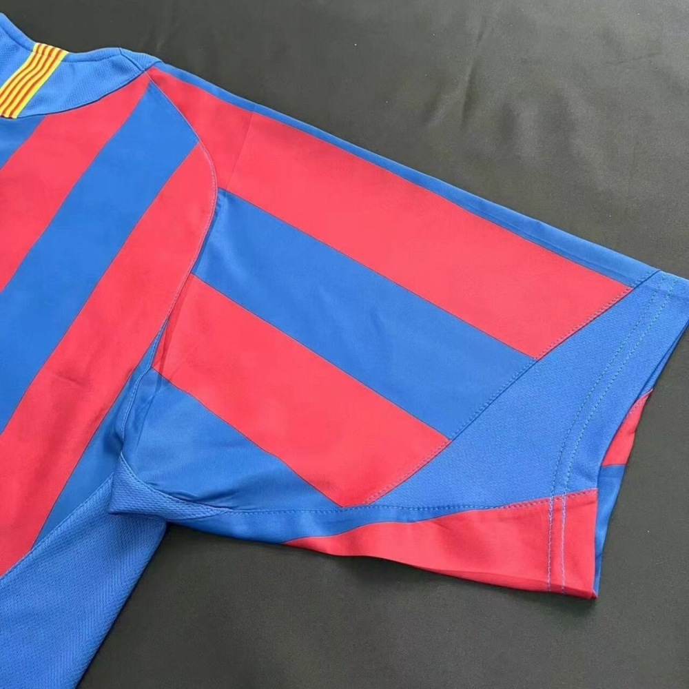 Barcelona Retro Jersey Home Soccer Shirt 2005-06