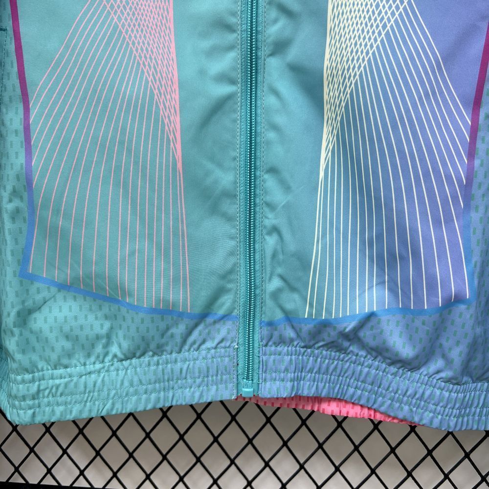 Barcelona Retro Reversible Double-Sides Windbreaker Jacket Green&Pink 2025/26