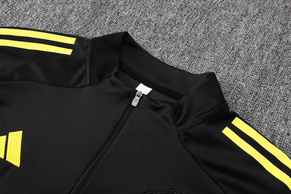 Manchester United Training Kit (Sweatshirt+Pants) Black 2025/26
