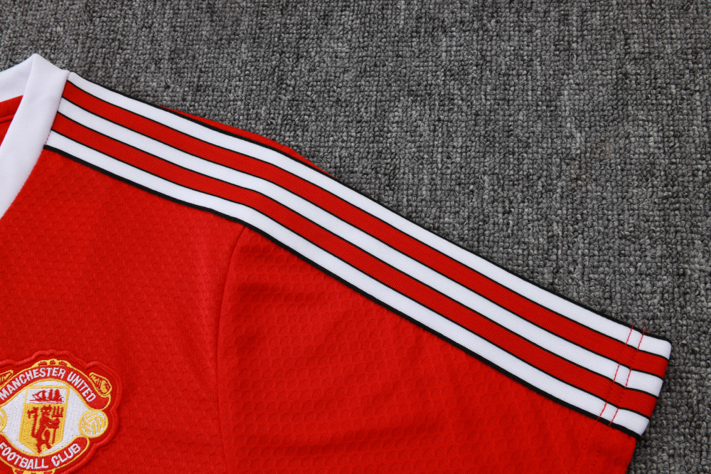 Manchester United Training Jersey Kit Red 2025/26