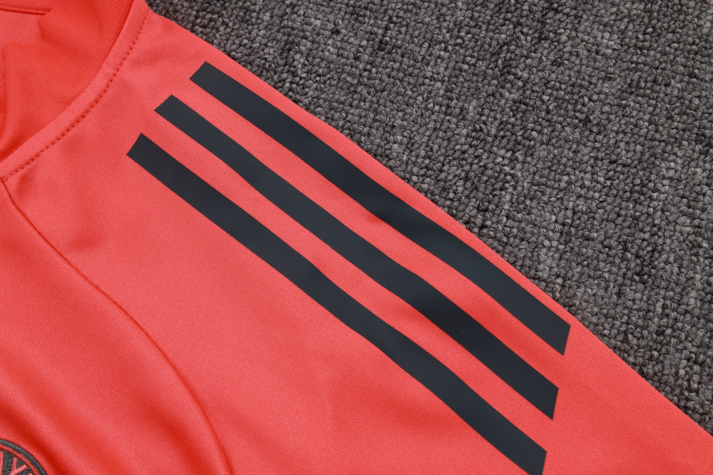 Bayern Munich Training Kit (Sweatshirt+Pants) Orange 2025/26