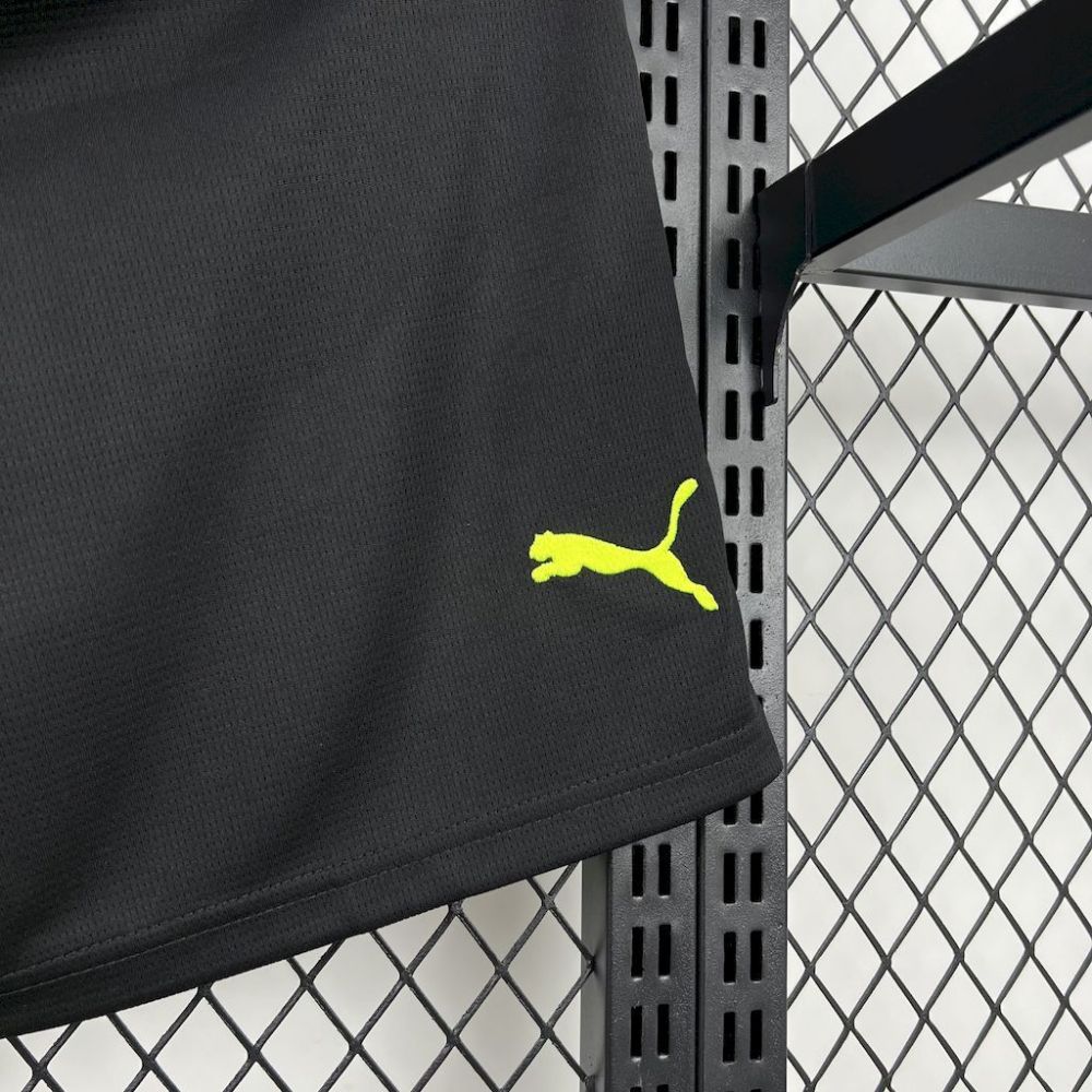 Borussia Dortmund Black Custom Shorts 2025/26