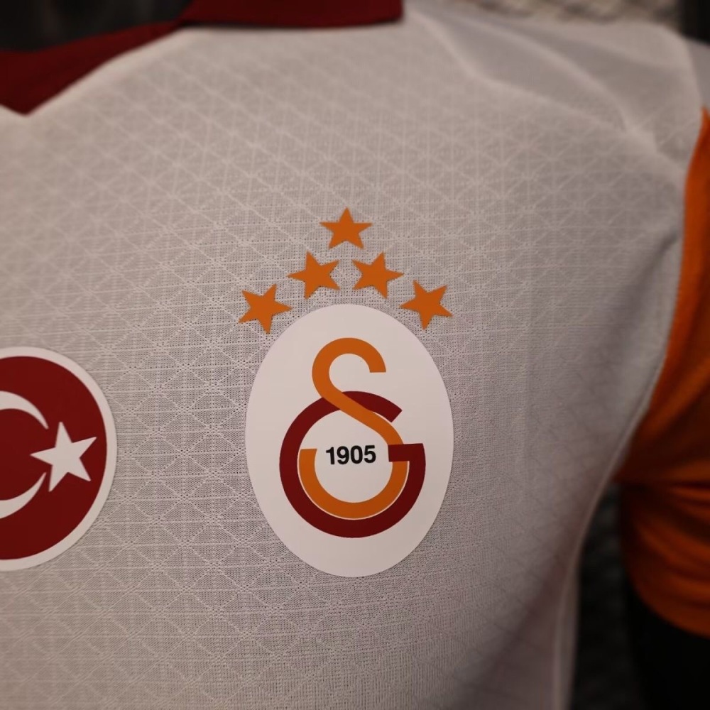 Galatasaray Authentic Away Football Jersey 2025/26