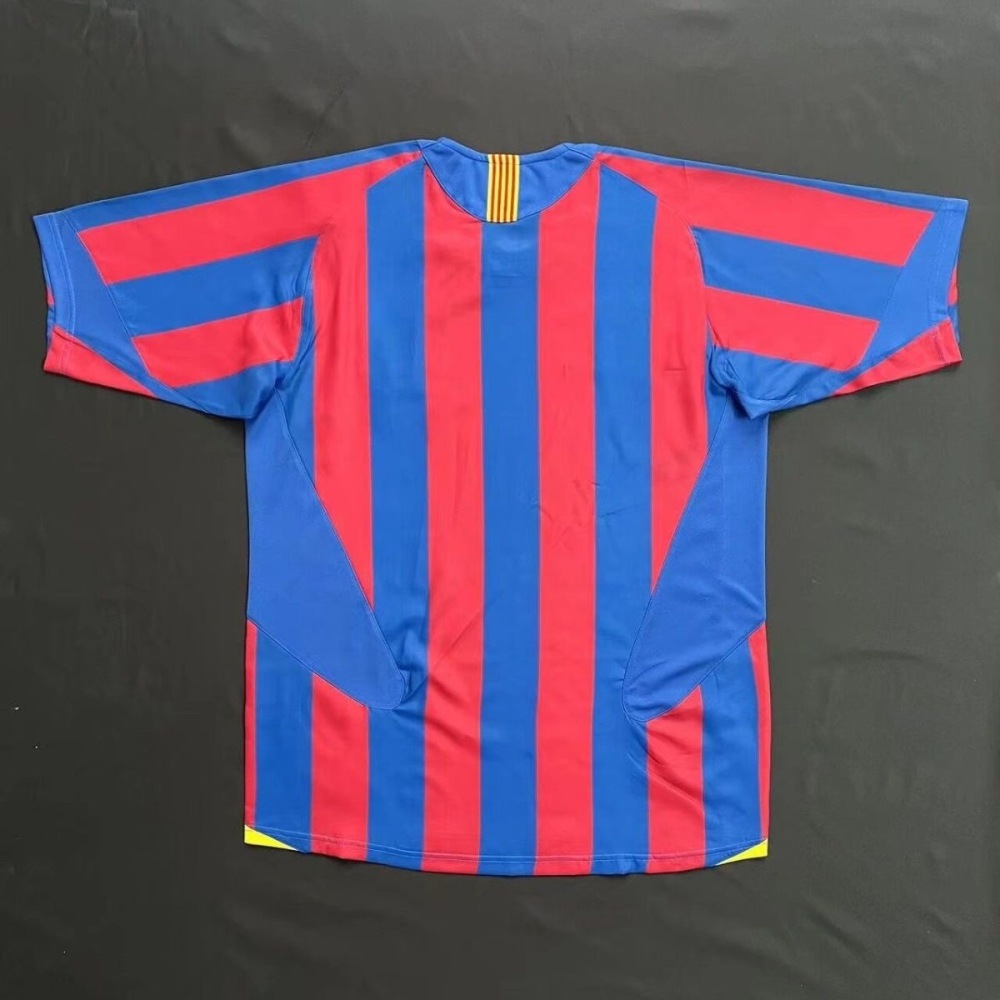 Barcelona Retro Jersey Home Soccer Shirt 2005-06