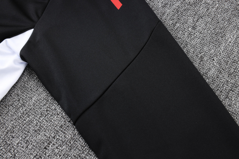 Liverpool Training Kit (Jacket+Pants) Black 2025/26