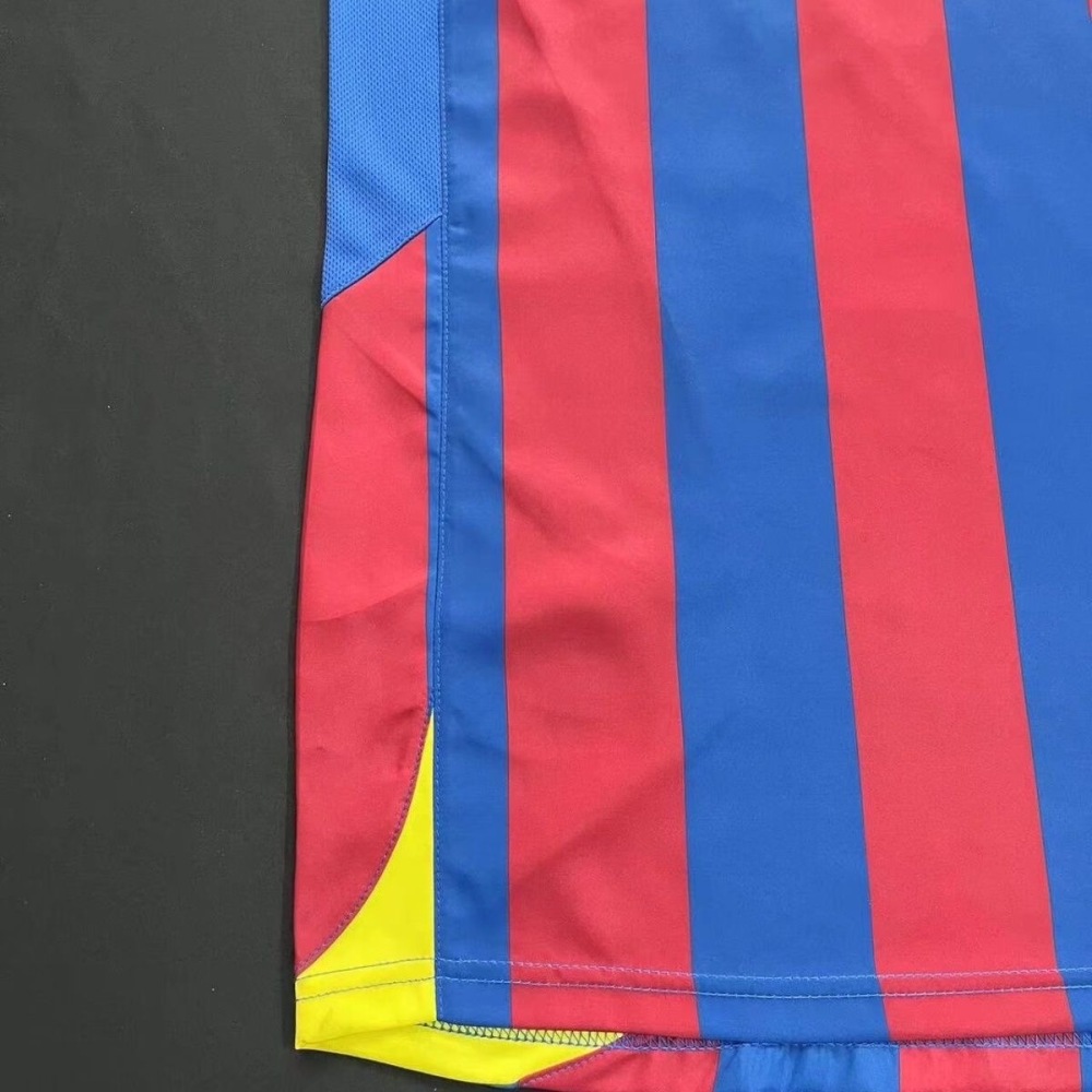 Barcelona Retro Jersey Home Soccer Shirt 2005-06
