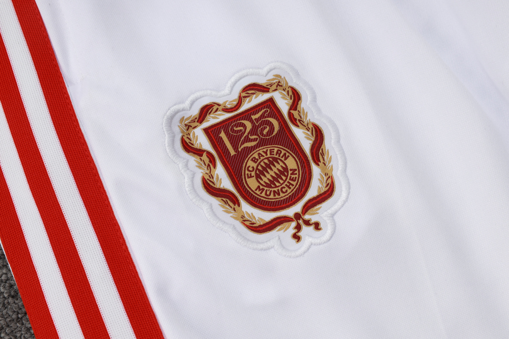 Bayern Munich Training Kit (Sweatshirt+Pants) White 2025/26 - 125th Anniversary