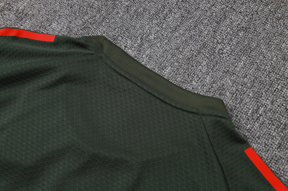 Bayern Munich Training Jersey Kit Green 2025/26