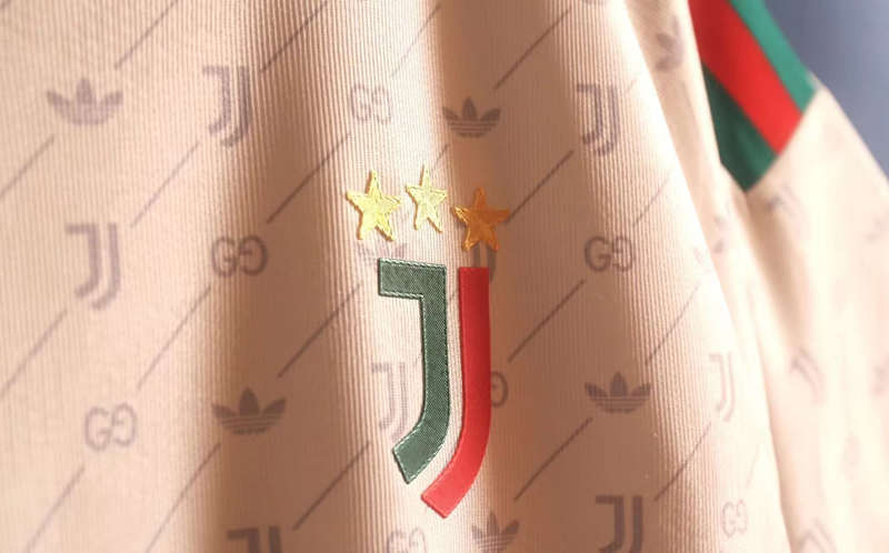 Player Version 2024-2025 Joint Version Juventus Beige Thailand Soccer Jersey AAA-518