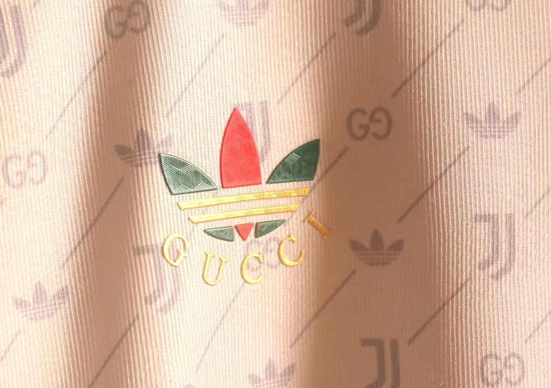 Player Version 2024-2025 Joint Version Juventus Beige Thailand Soccer Jersey AAA-518
