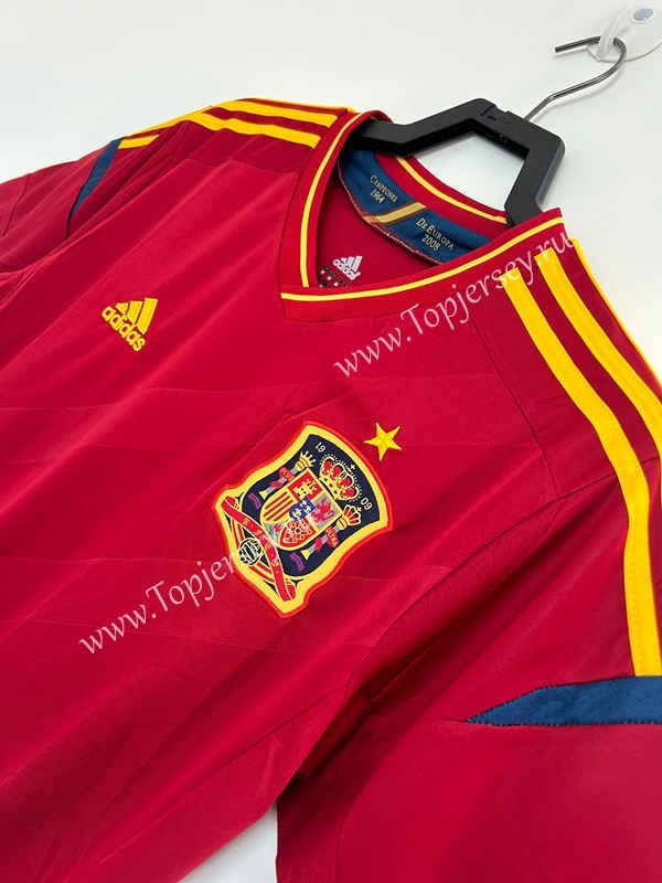 Retro Version 2012 Spain Home Red Thailand Soccer Jersey AAA-811