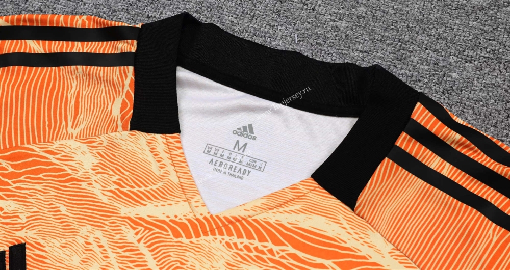 2021-2022 Bayern München Goalkeeper Orange Thailand Soccer Jersey-418