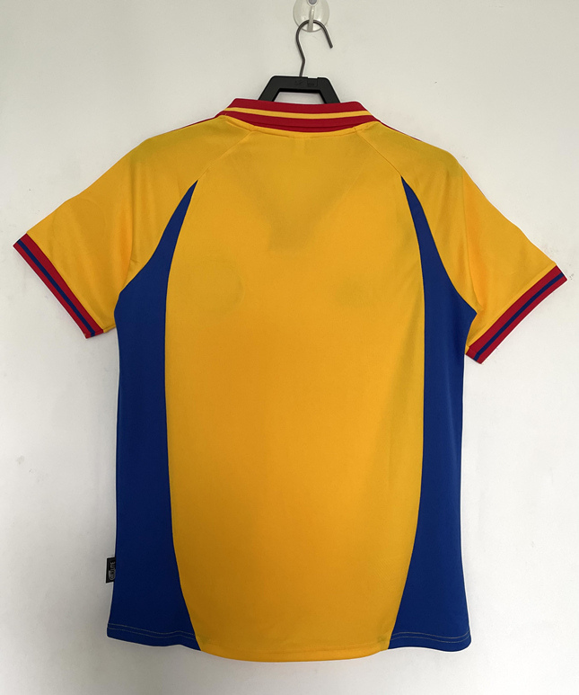 Retro Version 2000 Romania Home Yellow Thailand Soccer Jersey AAA-811