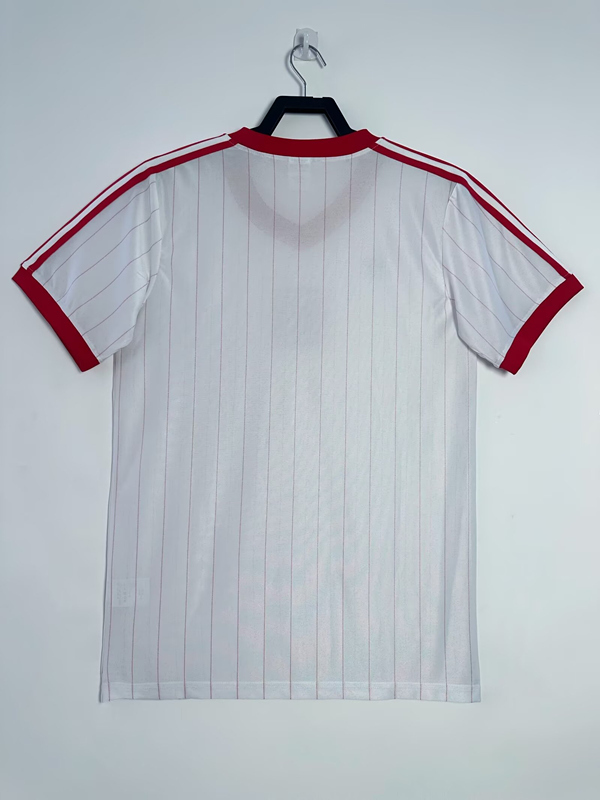 Retro Version 1982 Poland Home White Thailand Soccer Jersey AAA-811