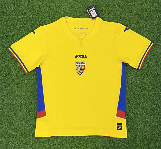 （S-4XL）2025-2026 Romania Home Yellow Thailand Soccer Jersey AAA-403