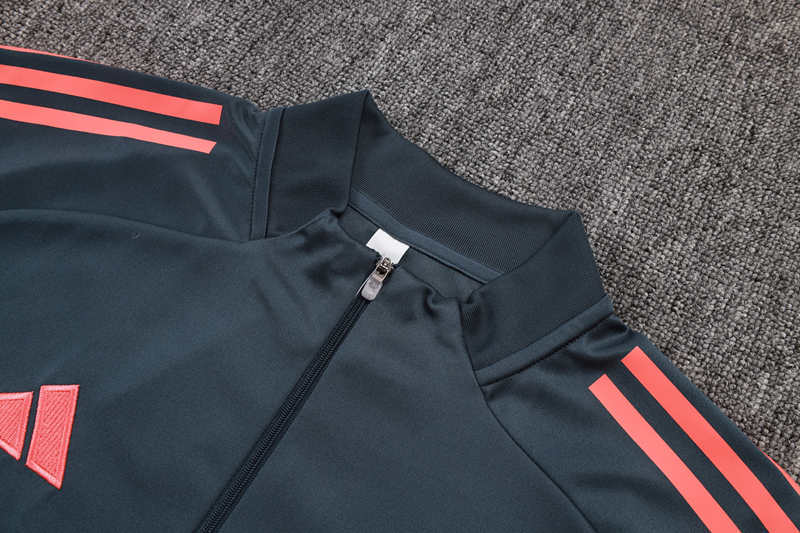 2025-2026 Bayern München Gray Thailand Soccer Tracksuit-815