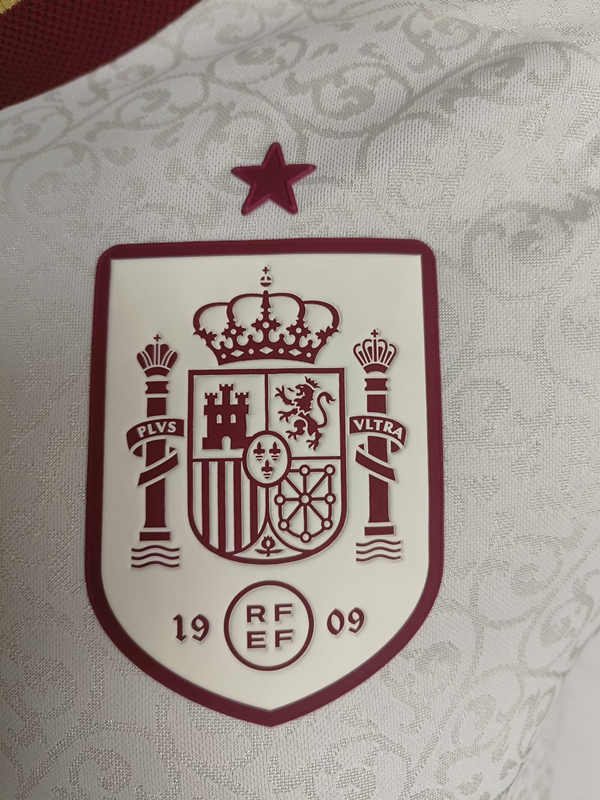 Correct Version 26-27 Player Version Spain Away White Thailand Soccer Jersey AAA-7270