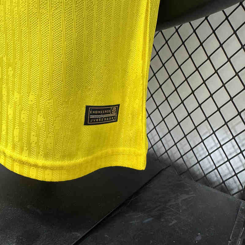 26-27 Player Special Version Brazil Yellow Thailand Soccer Soccer Jersey AAA-4285