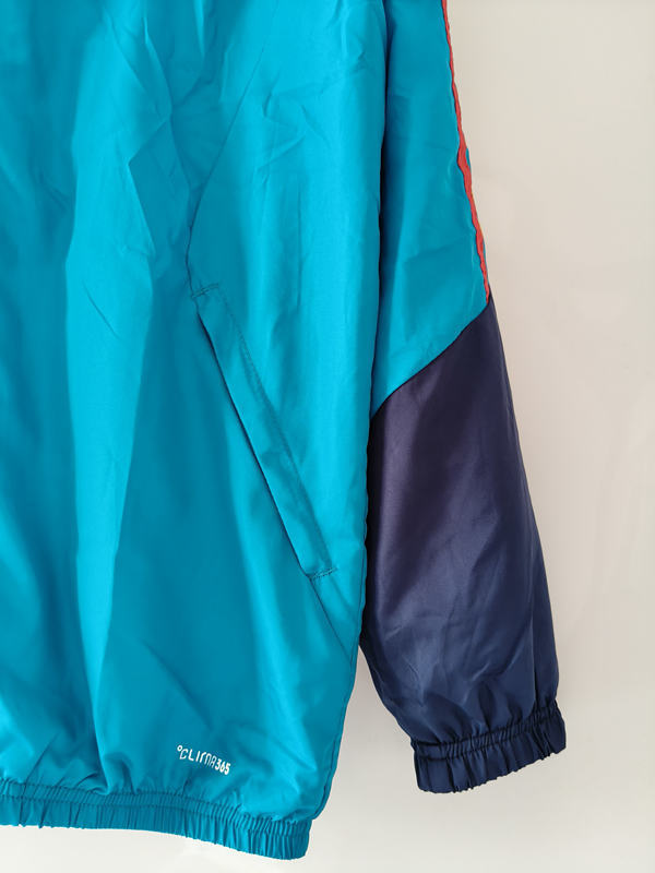 26-27 Spain Light Blue Single-sided Thailand Trench Coats With Hat- 0255