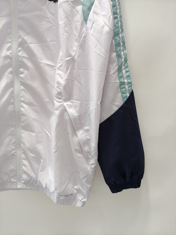 26-27 Argentina Blue&White Plaid Fabric Thailand Soccer Trench Coat -0225