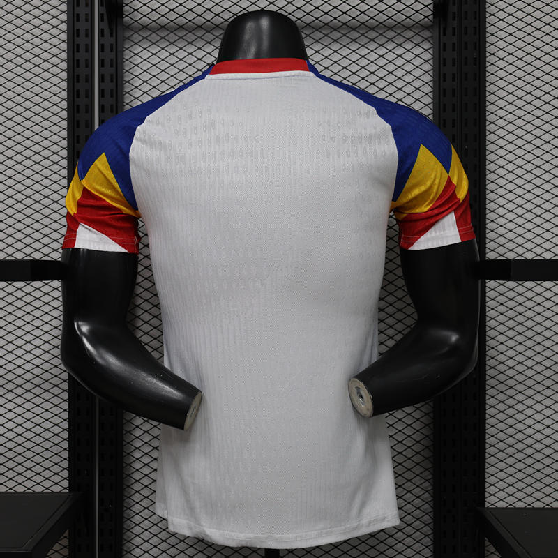 Player Special Version 26-27 Romania White&Blue Thailand Soccer Jersey AAA-888
